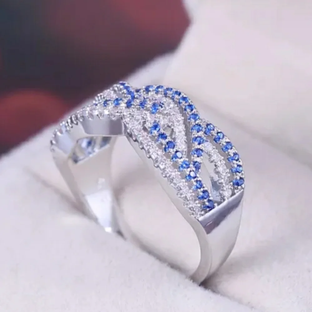 New Silver and Blue Braid Ring - Picture 3 of 6